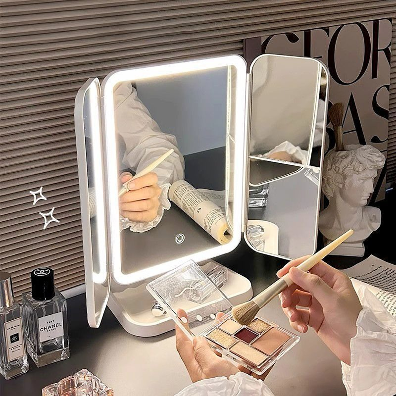 Dual Door 3-Fold Makeup Mirror - Home Goods Bathroom Mirrors recension och pris